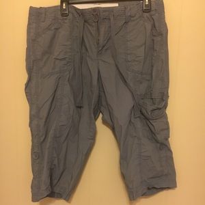 Woman’s Capri Pants